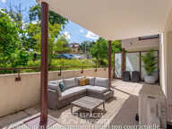 Terrasse d'été et balcon à Bron — photo 3