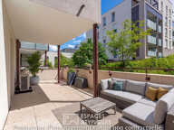 Terrasse d'été et balcon à Bron — photo 4