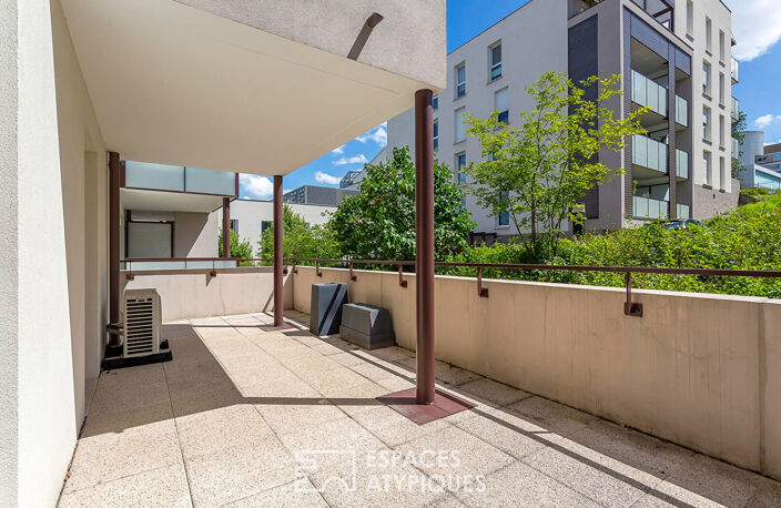 Terrasse d'été et balcon à Bron — photo 5
