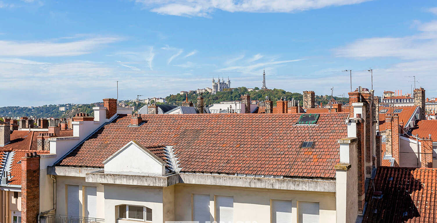 Dernier étage avec vue d'exception au coeur de Foch — photo 1