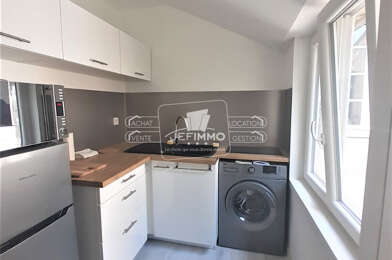 Appartement 1 pièces 700 €