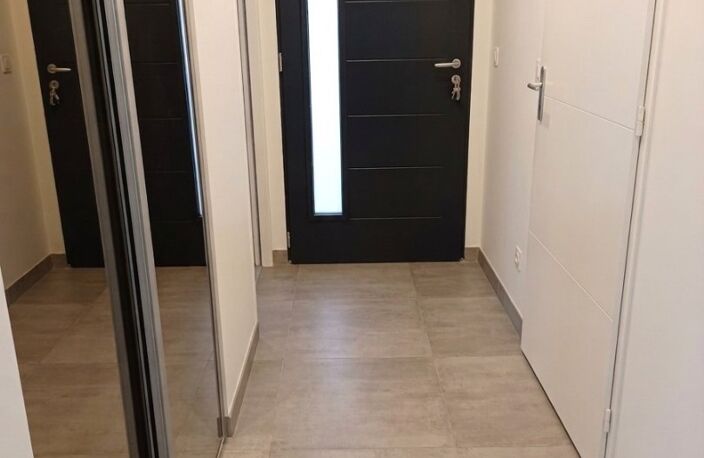 RARE - MAISON 2018 de 117m² - ETAT NEUF - 4 CHAMBRES - DOMOTIQUE - TERRAIN CLOS 1 500m² — photo 2