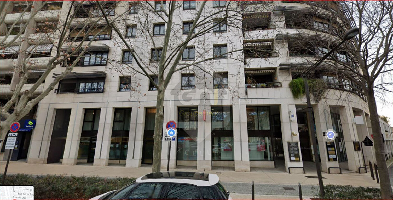 NIMES - JAURES — photo 1