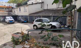 Garage  412 m² à vendre à Saint-Denis (93200)