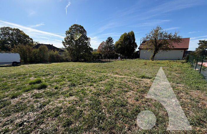 Terrain Dole 822 m2 — photo 4