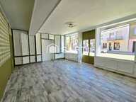Local commercial, cabinet multiple. — photo 4