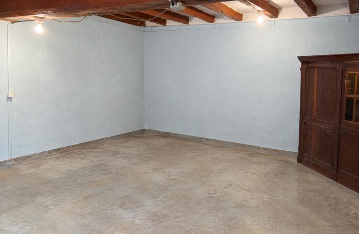 Maison de village à rénover, beau potentiel ! — photo 5