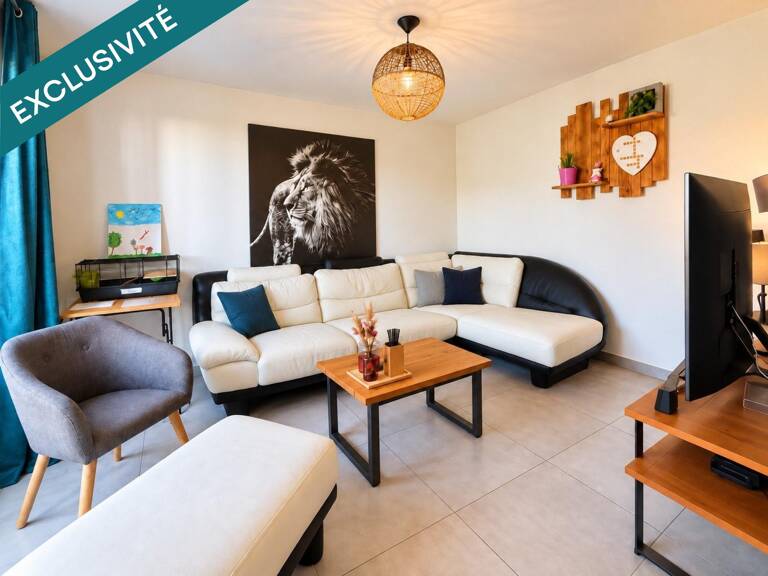 Maison rénovée au cœur de Vignieu — photo 1