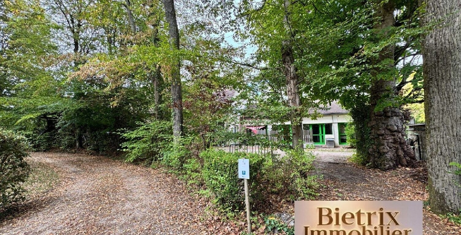 Vente commerce 6 pièces 365 m² Cergy (95800) — photo 1