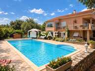 Maison 180m2, piscine, 3 garages, un T2, terrain 1230m2 — photo 3