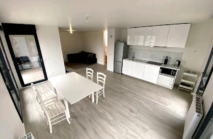 Vente appartement 4 pièces 81 m² Bondy (93140) — photo 2