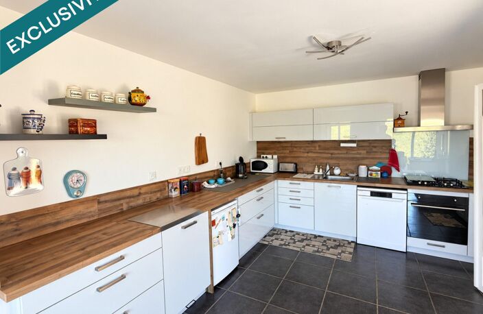 Vaste maison contemporaine avec vue dégagée — photo 4