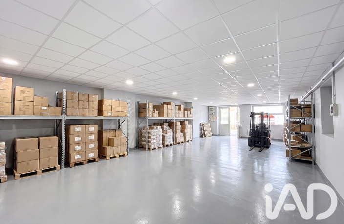 Vente Boutique/Local commercial 150 m&sup2; — photo 3