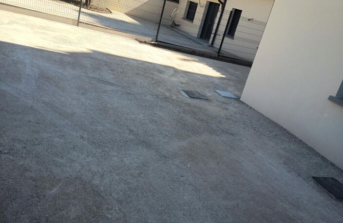 Idéalement située dans un quartier prisé de Mâcon cette maison entièrement rénovée vous séduira. — photo 2