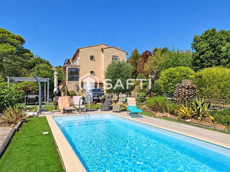 SAINT-AYGULF PROCHE CENTRE VILLE ET PLAGES — photo 1