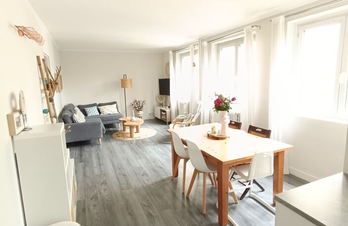 Vente Appartement 5 pièces — photo 2