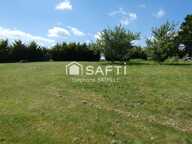 corps de ferme -terrain 5660m2-86420 Saires . — photo 4