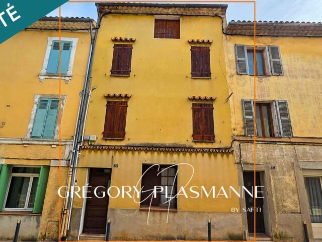 Maison de village de 158 m² avec terrasse, garage et cave — photo du bien
