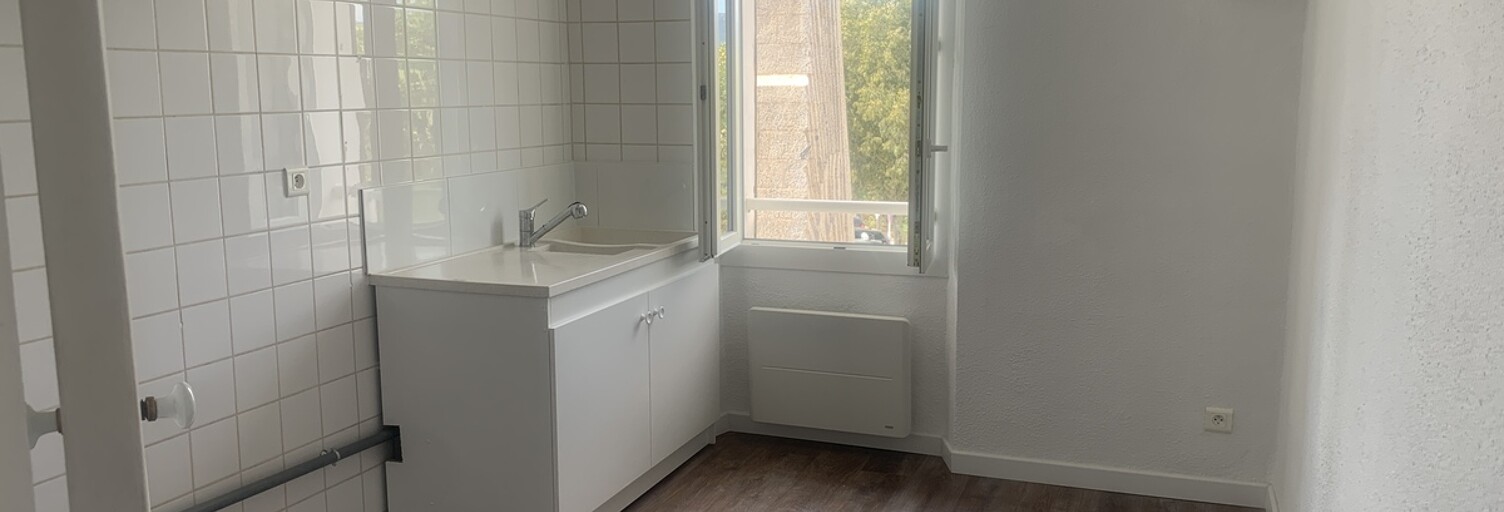 Appartement 2 Pièces 42 m² à louer à Pierrefeu-du-Var (83390)