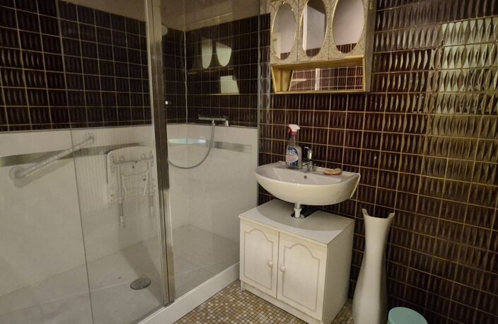 Vente Maison de village 5 pièces — photo 4