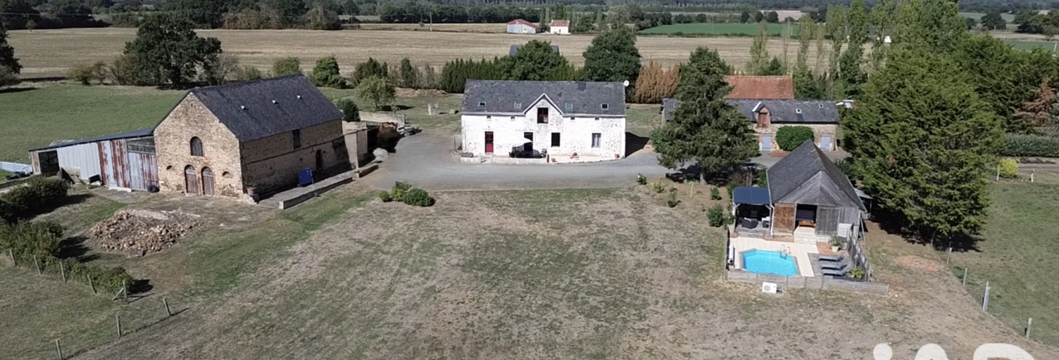 Maison 9 Pièces 244 m² à vendre à Blandouet-Saint Jean (53270)