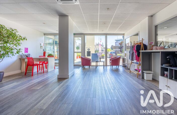 Vente Boutique/Local commercial 372 m&sup2; — photo 3