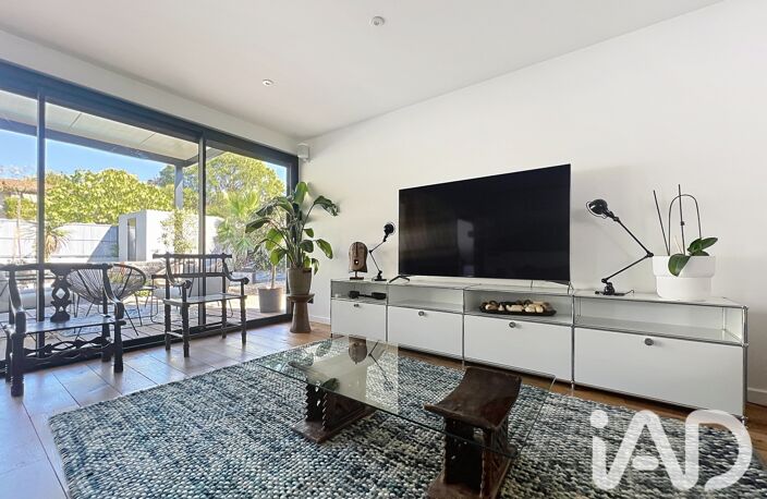 Vente Maison/villa 10 pièces — photo 2