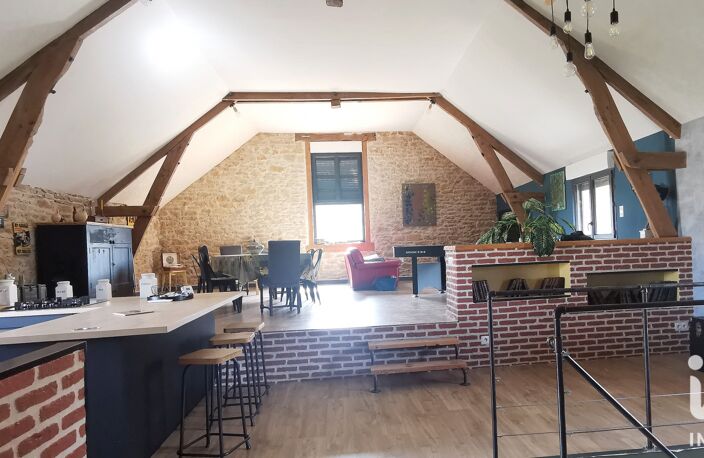 Vente Maison/villa 9 pièces — photo 2