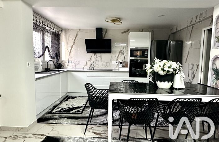 Vente Maison/villa 6 pièces — photo 3