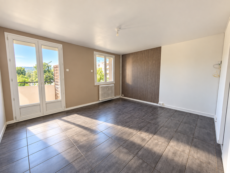 Appartement 2 chambres + balcon ANNONAY — photo 1
