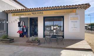 Commerce  48 m² à louer à Saint-Cannat (13760)