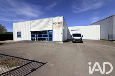 Commerce  520000 €
