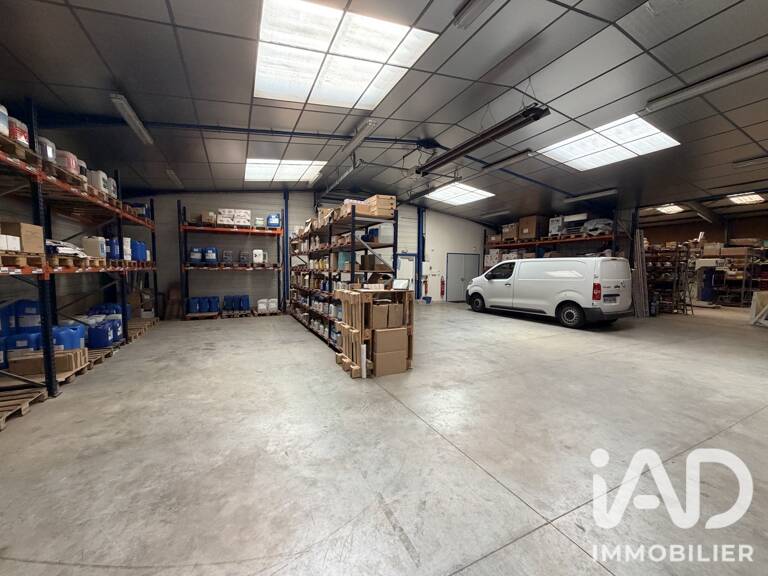 Vente Boutique/Local commercial 480 m&sup2; — photo 1