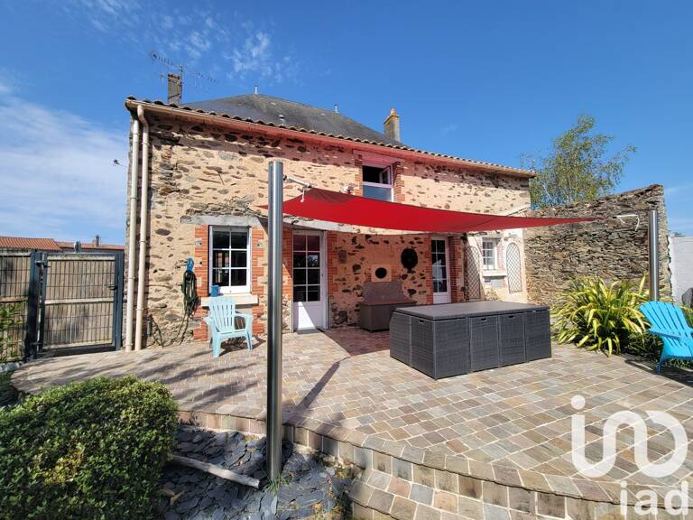 Vente Maison/villa 6 pièces — photo 1