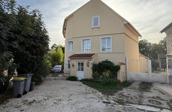 Vente Maison/villa 7 pièces — photo 2