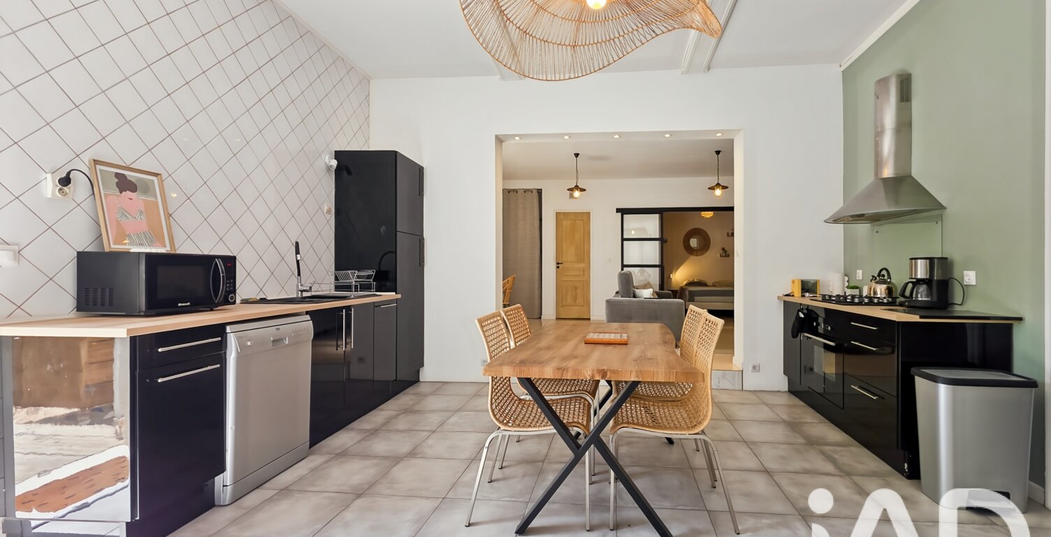 Vente Maison de village 9 pièces — photo 1
