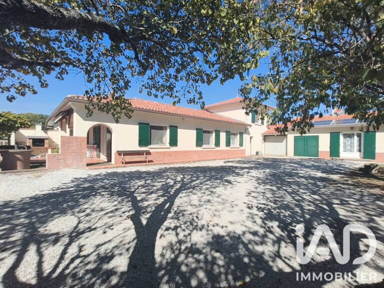 Vente Maison/villa 8 pièces — photo 1
