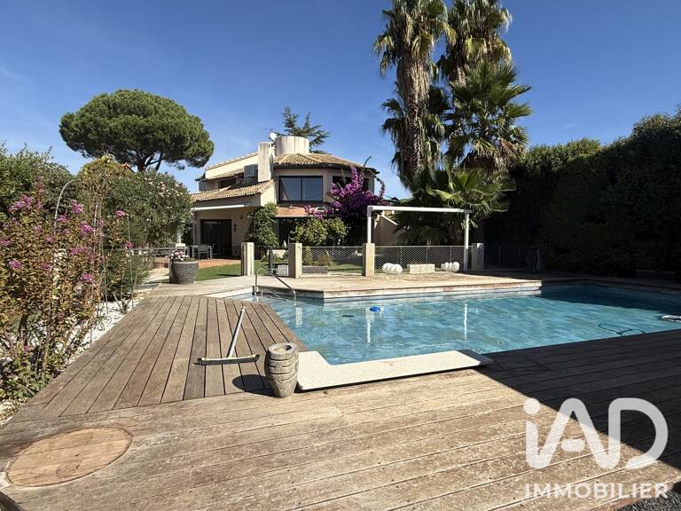 Location Maison d'architecte 5 pièces — photo 1