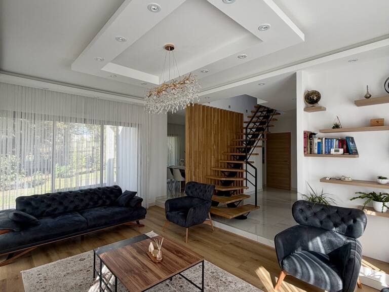 Vente Maison/villa 6 pièces — photo 1