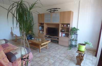 Appartement de type 2 vendu loué - 41.54 m2 - 13012 Marseille - 115.000 € — photo du bien