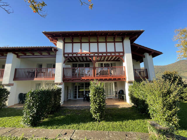 APPARTEMENT T2 MEUBLE AU 1ER ETAGE AVEC LOGGIA — photo du bien