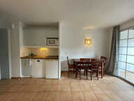 APPARTEMENT T2 MEUBLE AU 1ER ETAGE AVEC LOGGIA — photo 3