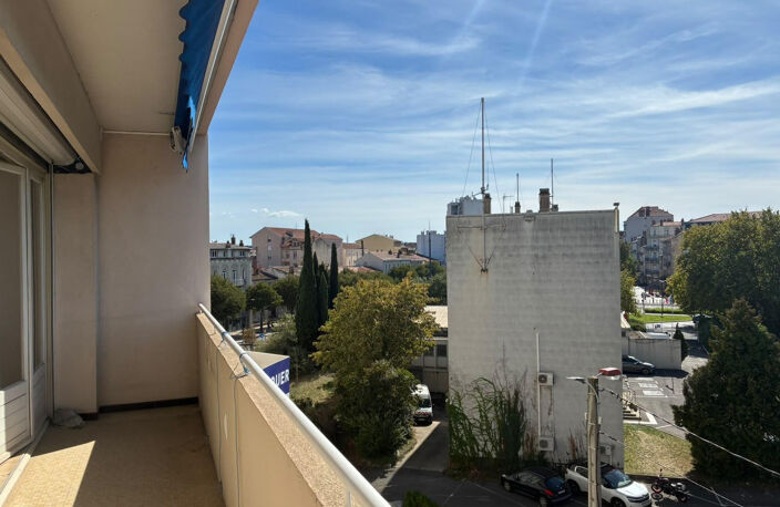 Avenue Sadi Carnot, 'Le Valentia II', T2 à louer ... — photo 4