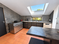 A VENDRE ETIVAL LES LE MANS - LONGERE DE CARACTERE AVEC DEPE — photo 4