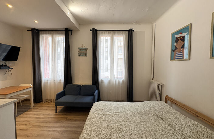 TOULON SAINT-ANNE - STUDIO RÉNOVÉ IDÉAL INVESTISSEMENT LOCAT — photo 3