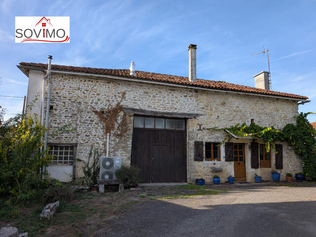 AUTHENTIQUE MAISON DE CAMPAGNE INDÉPENDANTE AVEC GÎTE, PISC — photo du bien