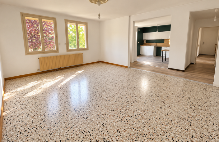 MAISON T5 PLAIN-PIED AVEC GARAGE — photo 2