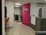 À LOUER – Superbes Bureaux Aménagés et Équipés de 86 m² – Parking Privatif — photo 2