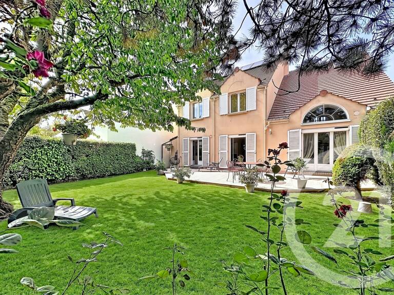 Maison 9 pièces 218 m² — photo 1