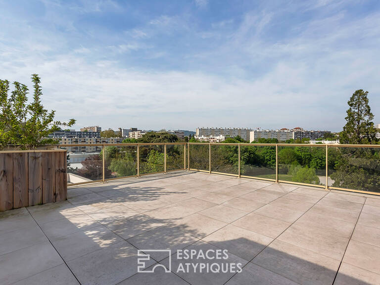 Rooftop et double terrasses avec vue imprenable à Caluire — photo 1